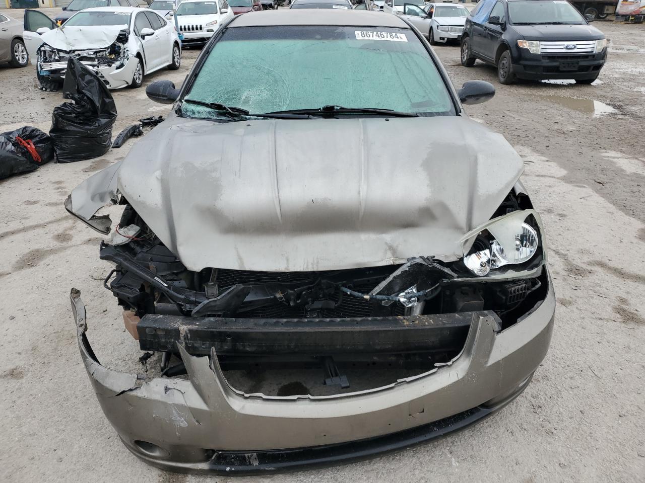 2006 Niss Altima 2.5 - Image 5
