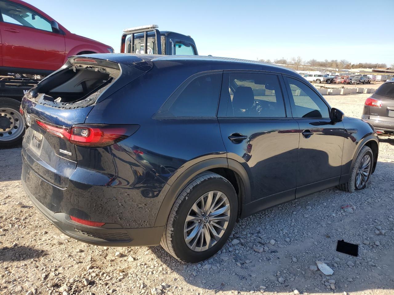 2024 Mazda Cx-90 Preferred Plus - Image 3