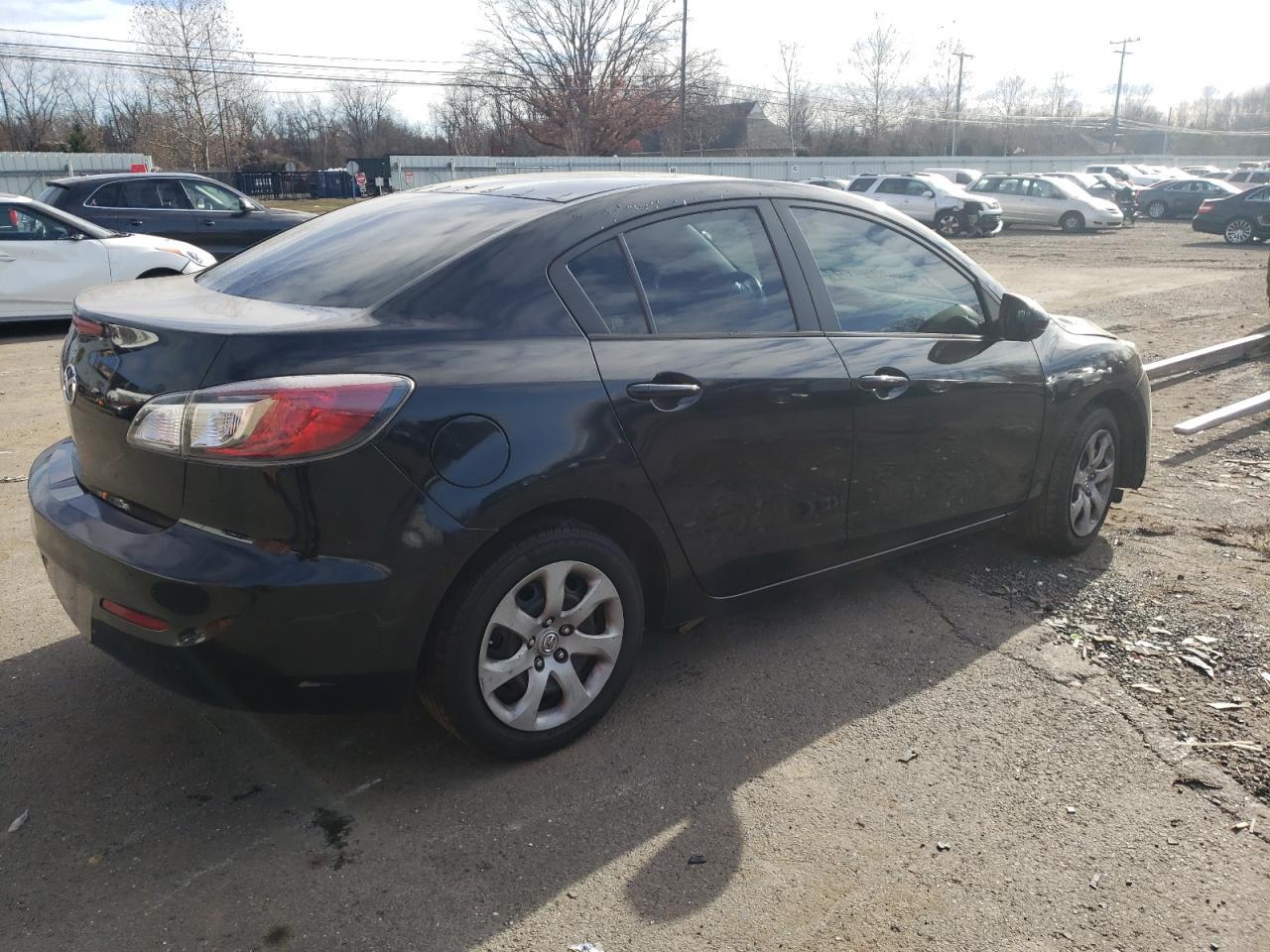 2013 Mazda 3 I - Фото 3