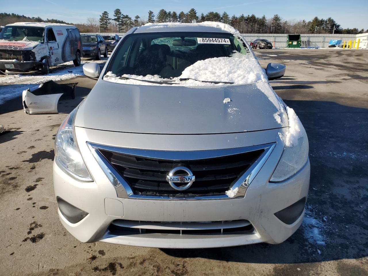 2018 Nissan Versa S - Фото 5