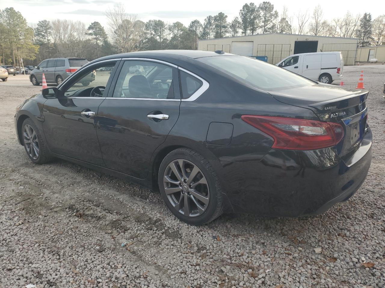2018 Nissan Altima 2.5 - Фото 2