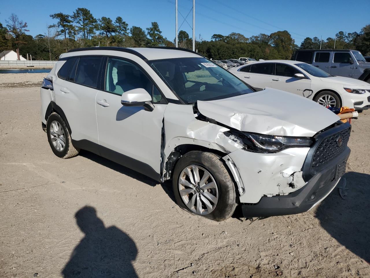 2022 Toyota Corolla Cross Le - Фото 4