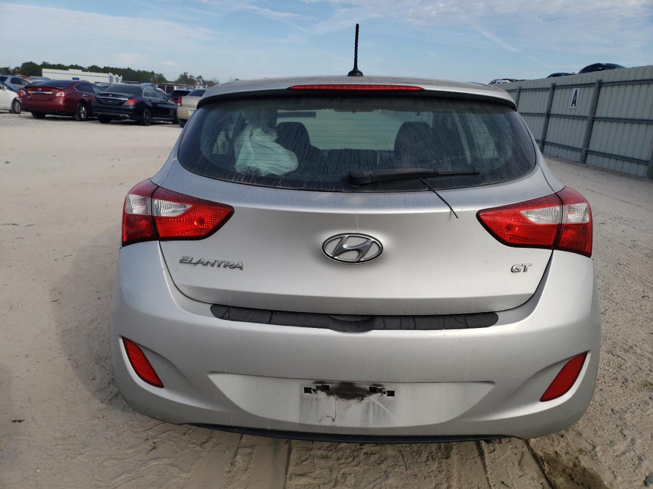 2016 Hyundai Elantra Gt - Фото 6