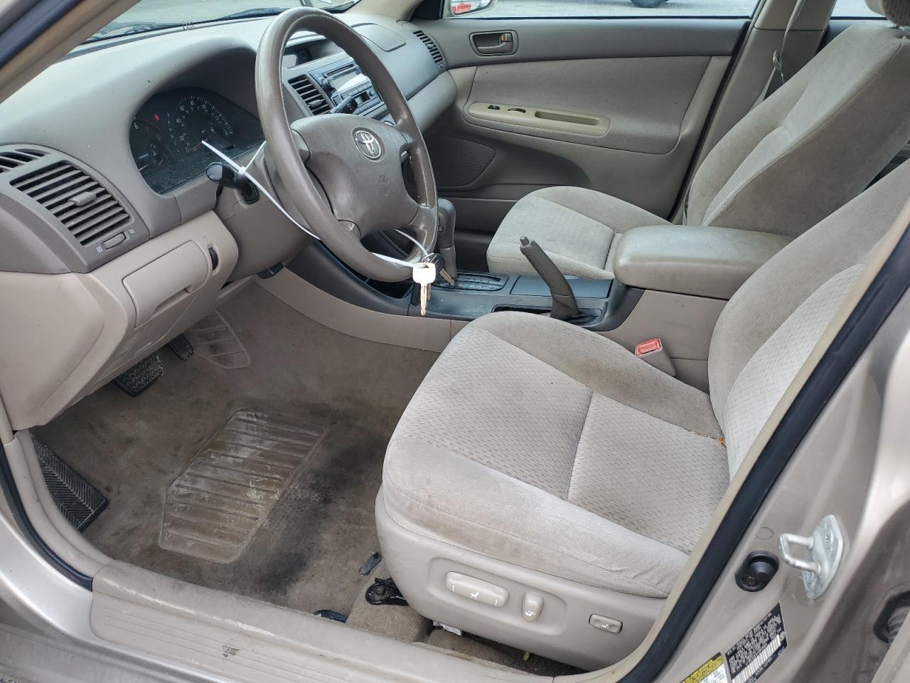 2004 Toyota Camry Le - Фото 7