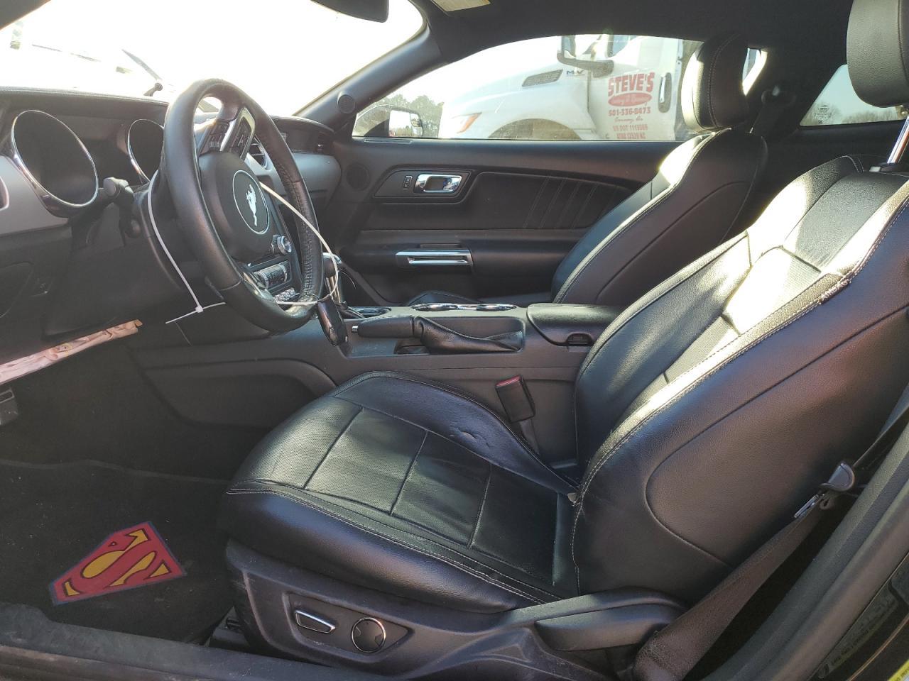 2015 Ford Mustang - Image 7