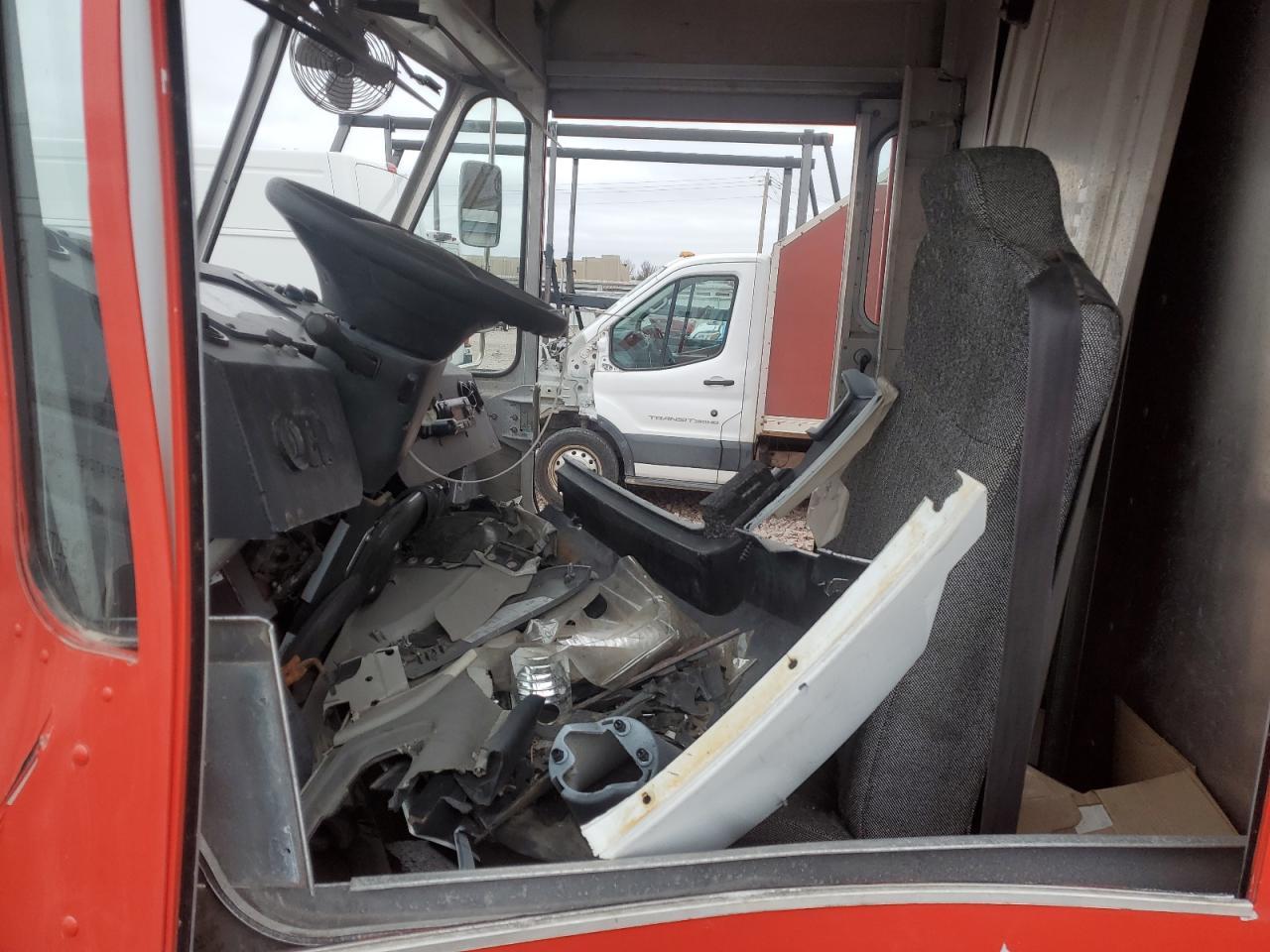 2012 Ford Econoline E350 Super Duty Stripped Chassis - Image 5