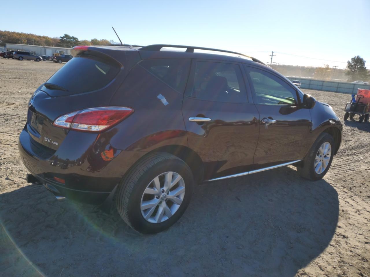 2014 Nissan Murano S - Image 3