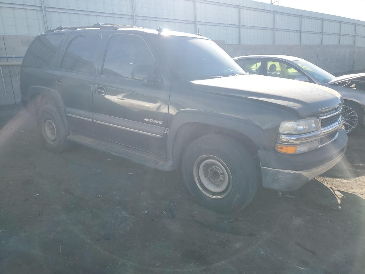 2003 Chevrolet Tahoe C1500 - Image 4