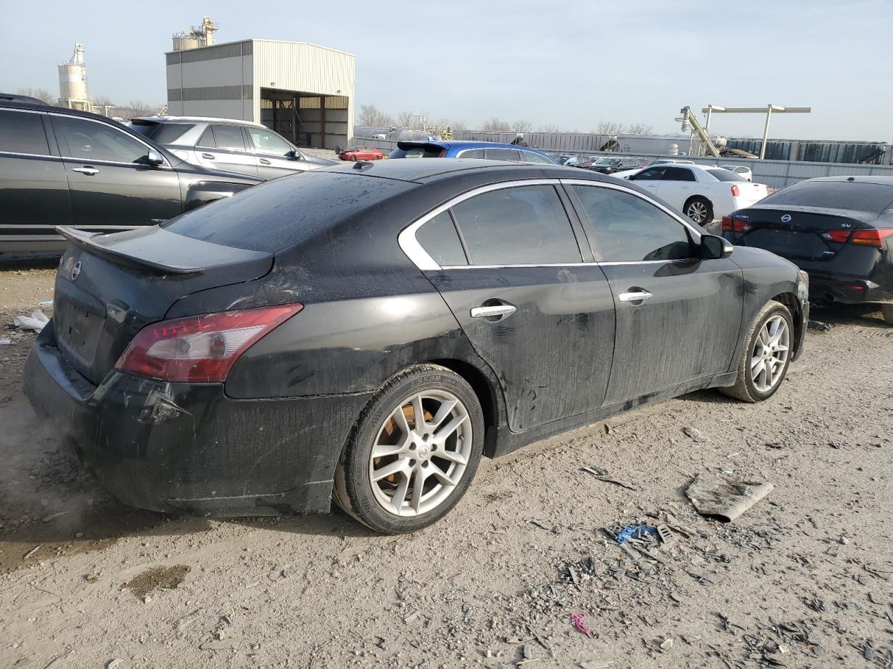 2011 Nissan Maxima S - Фото 3