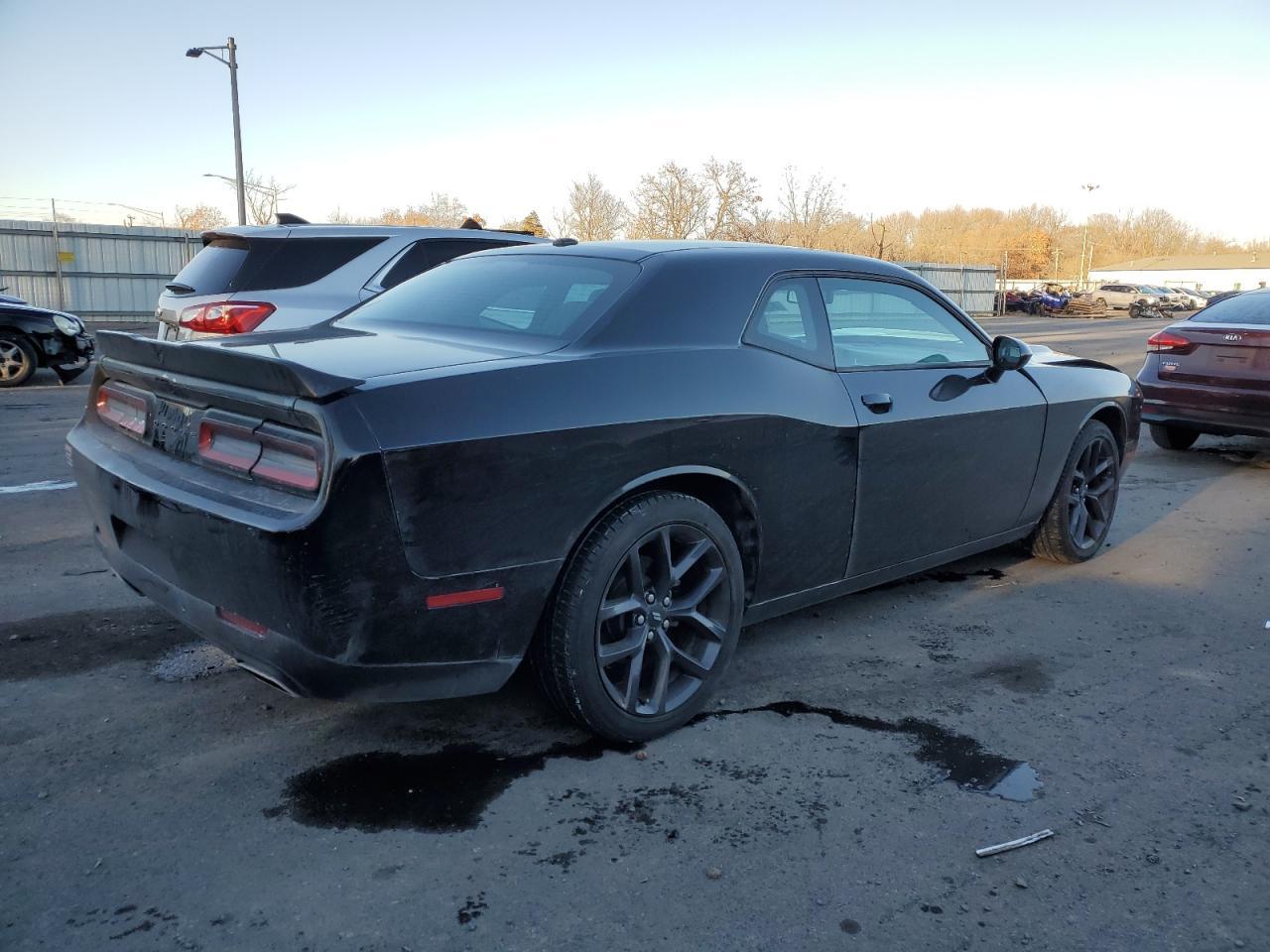 2020 Dodge Challenger Sxt - Image 3