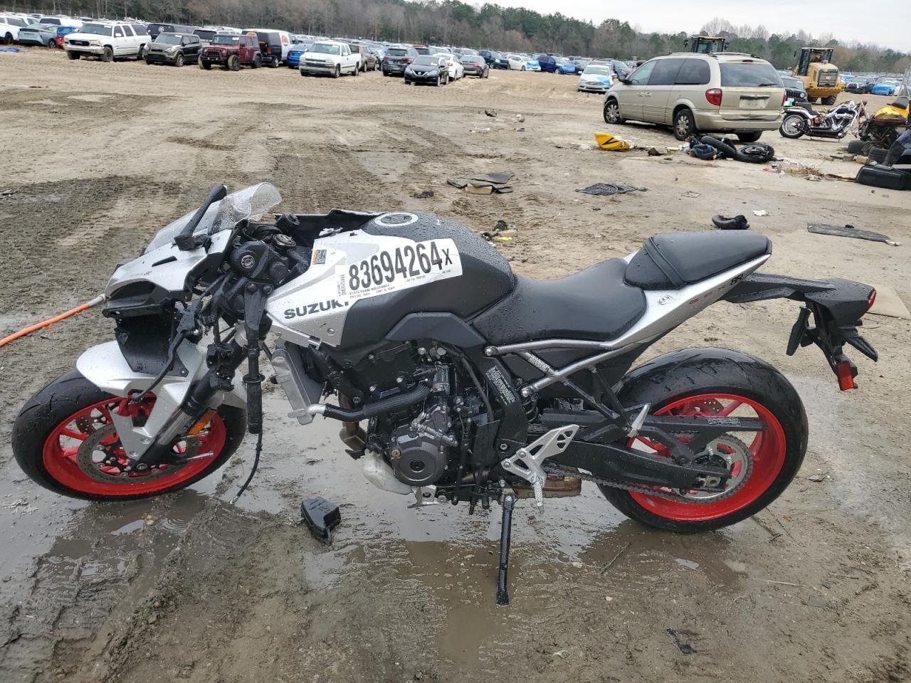 2024 Suzuki Gsx800 F - Фото 3