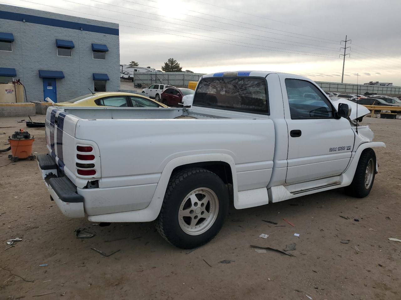1997 Dodge Ram 1500 - Image 3