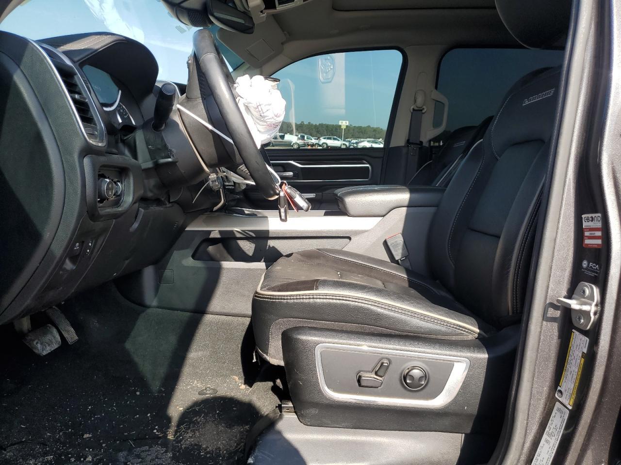 2022 Ram 1500 Laramie - Image 7