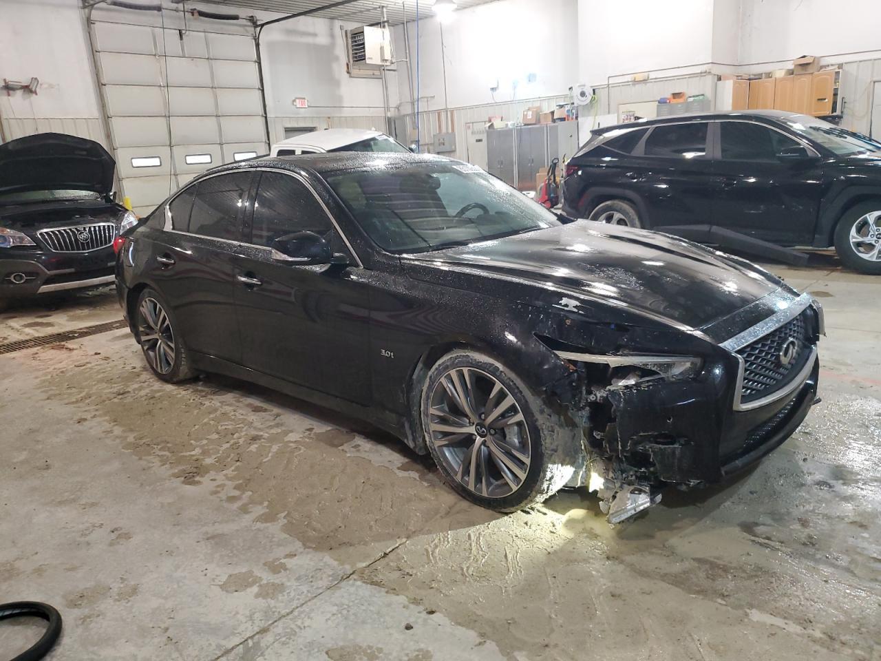 2017 Infiniti Q50 Premium - Фото 4