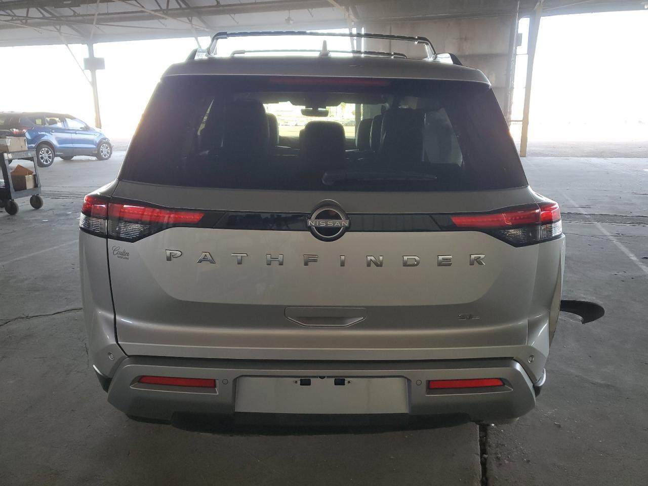 2024 Nissan Pathfinder Sl - Image 6