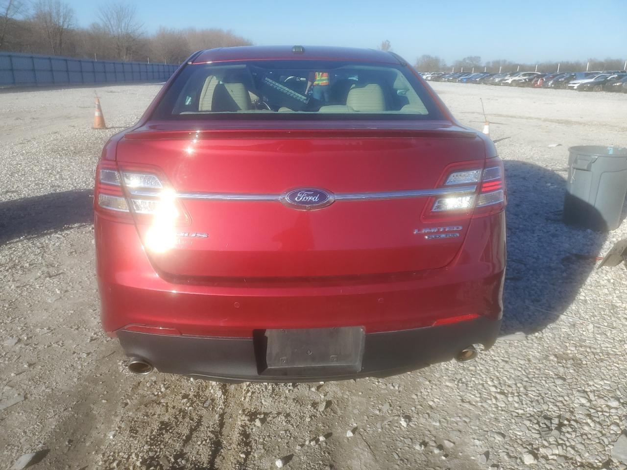 2014 Ford Taurus Limited - Фото 6