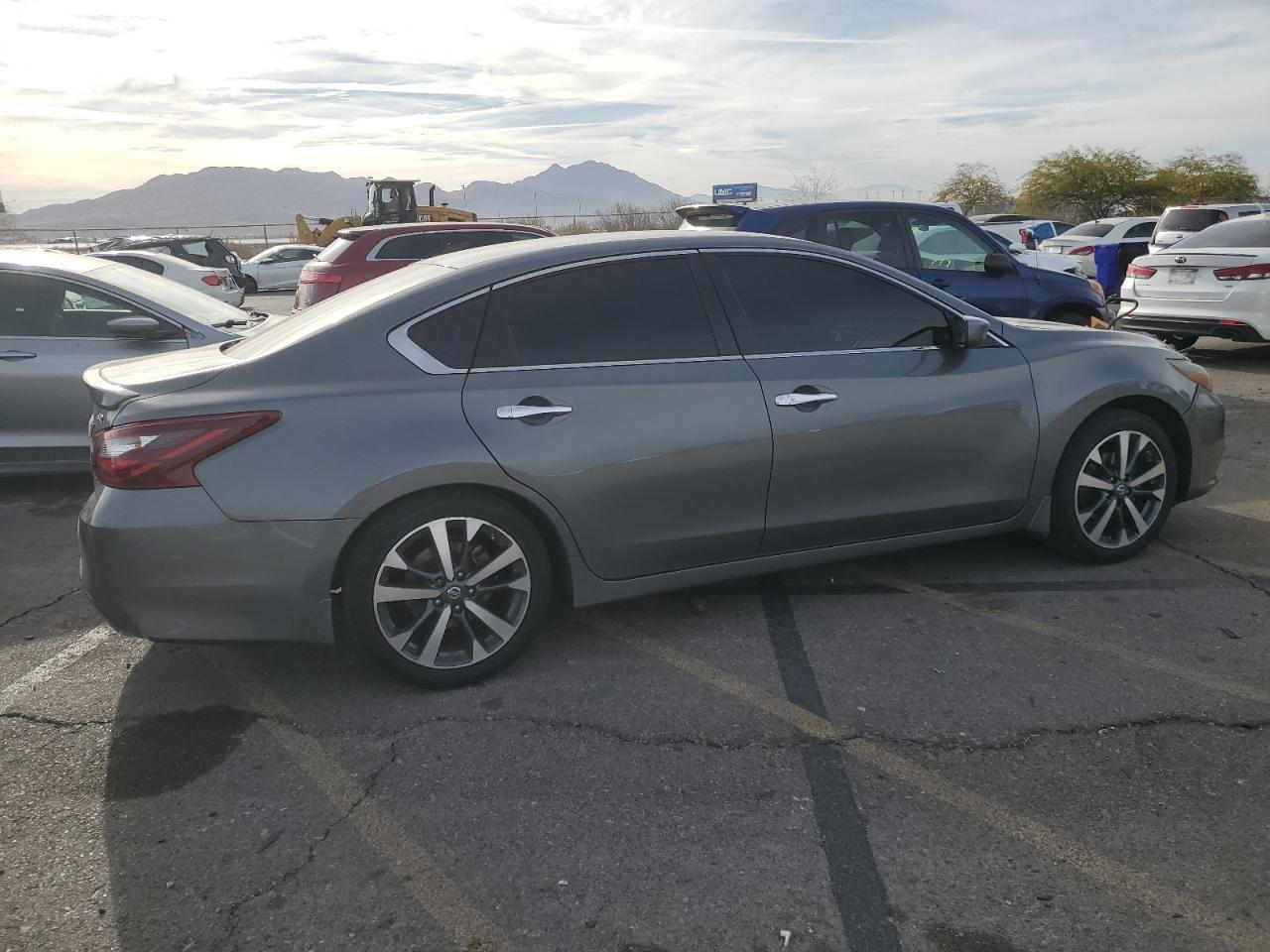 2017 Nissan Altima 2.5 - Image 3