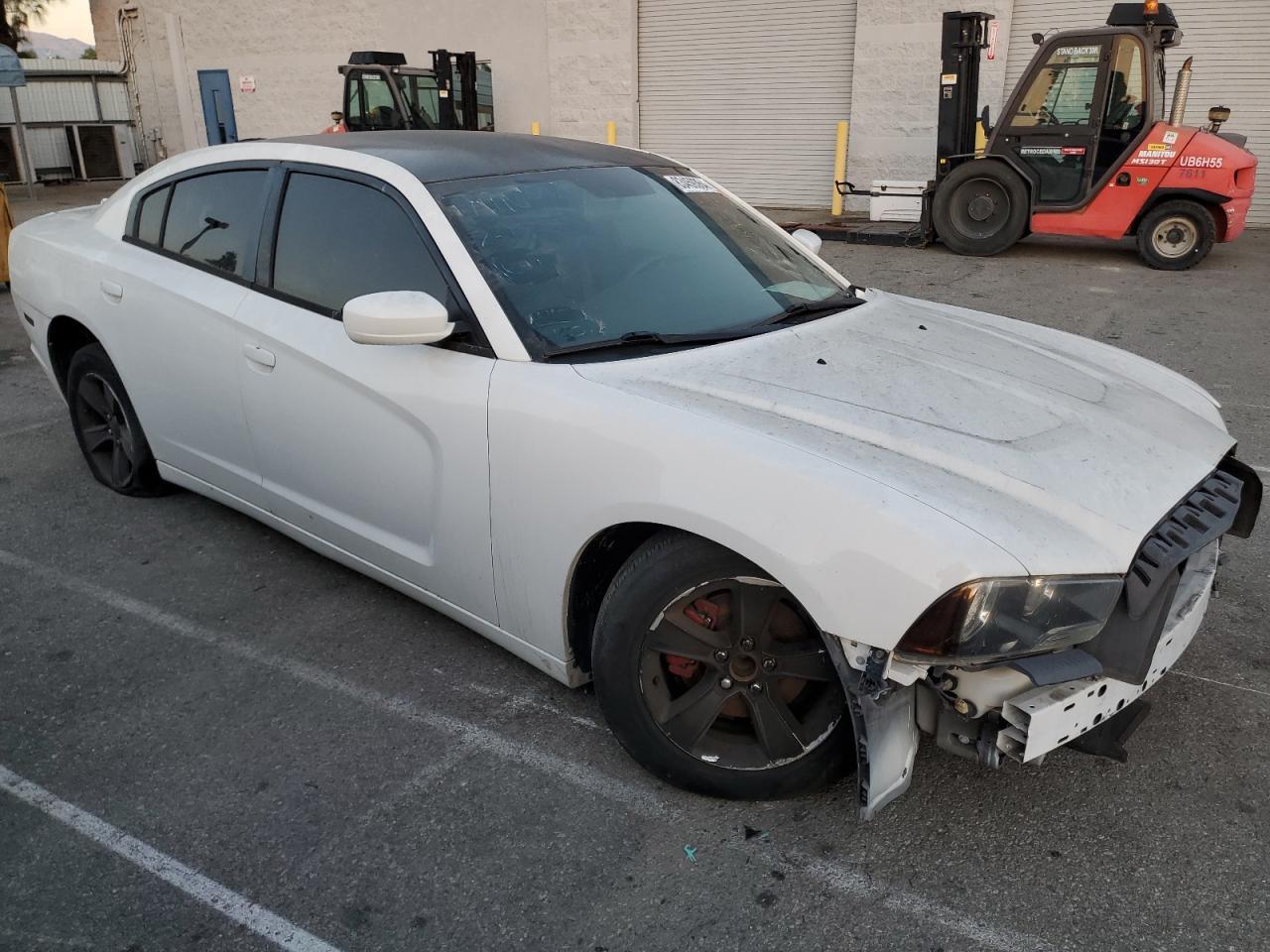 2014 Dodge Charger Se - Image 4