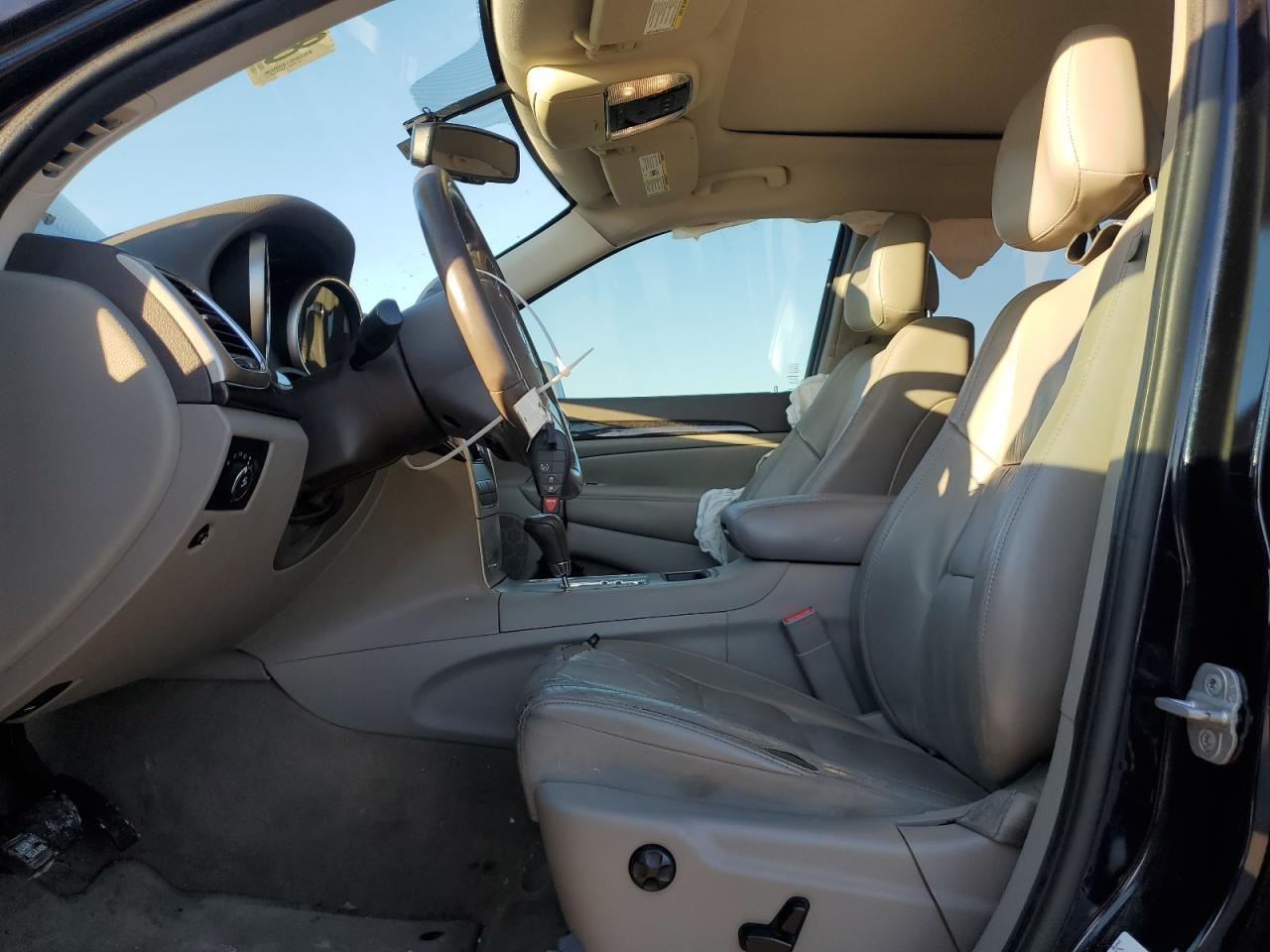 2011 Jeep Grand Cherokee Laredo - Image 7