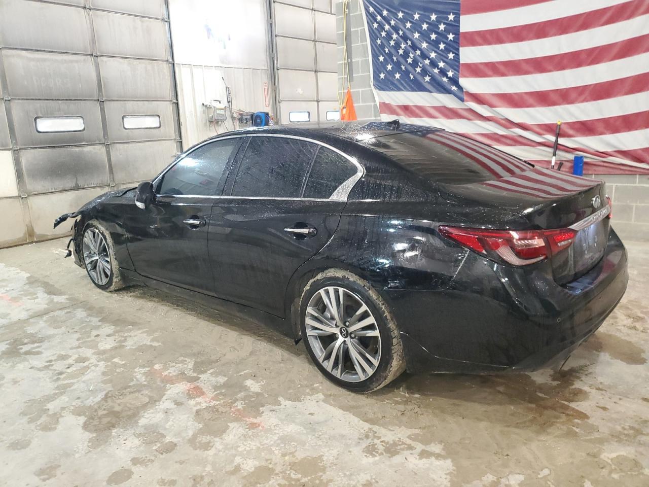 2017 Infiniti Q50 Premium - Фото 2