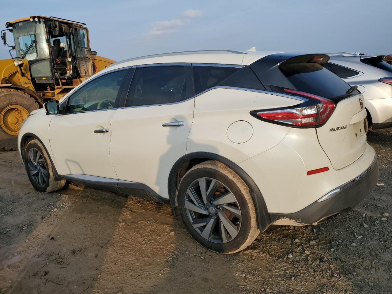 2015 Nissan Murano S - Image 2
