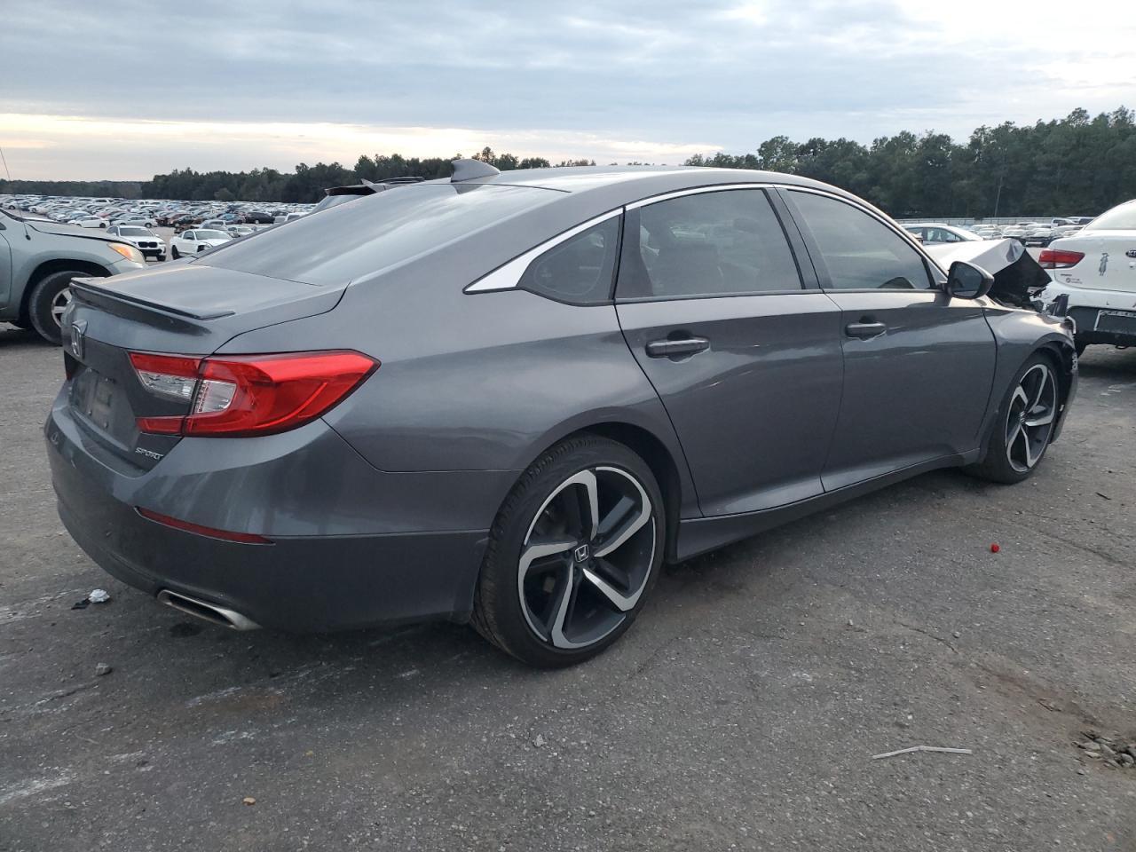 2019 Honda Accord Sport - Image 3