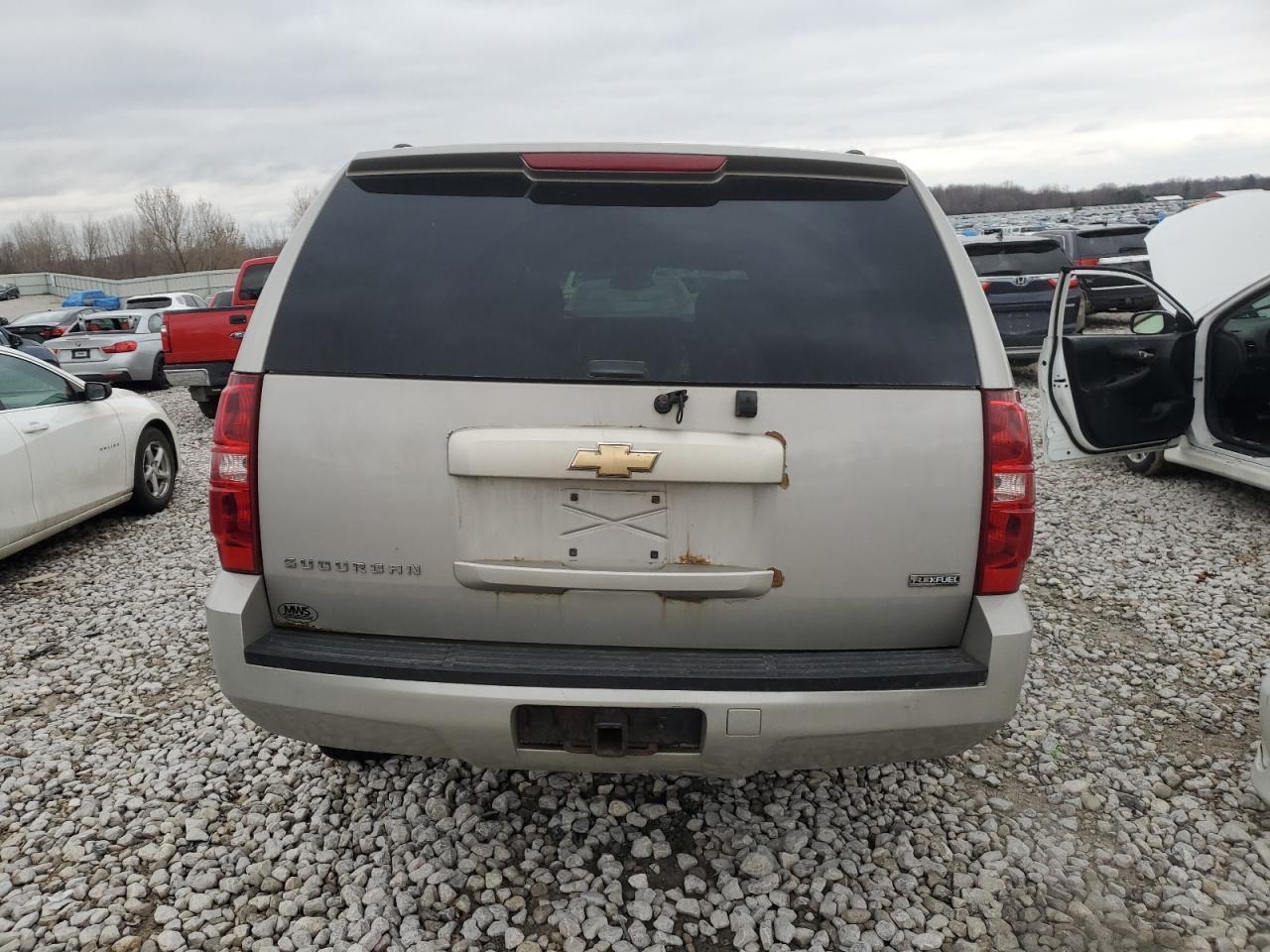 2007 Chevrolet Suburban K1500 - Фото 6