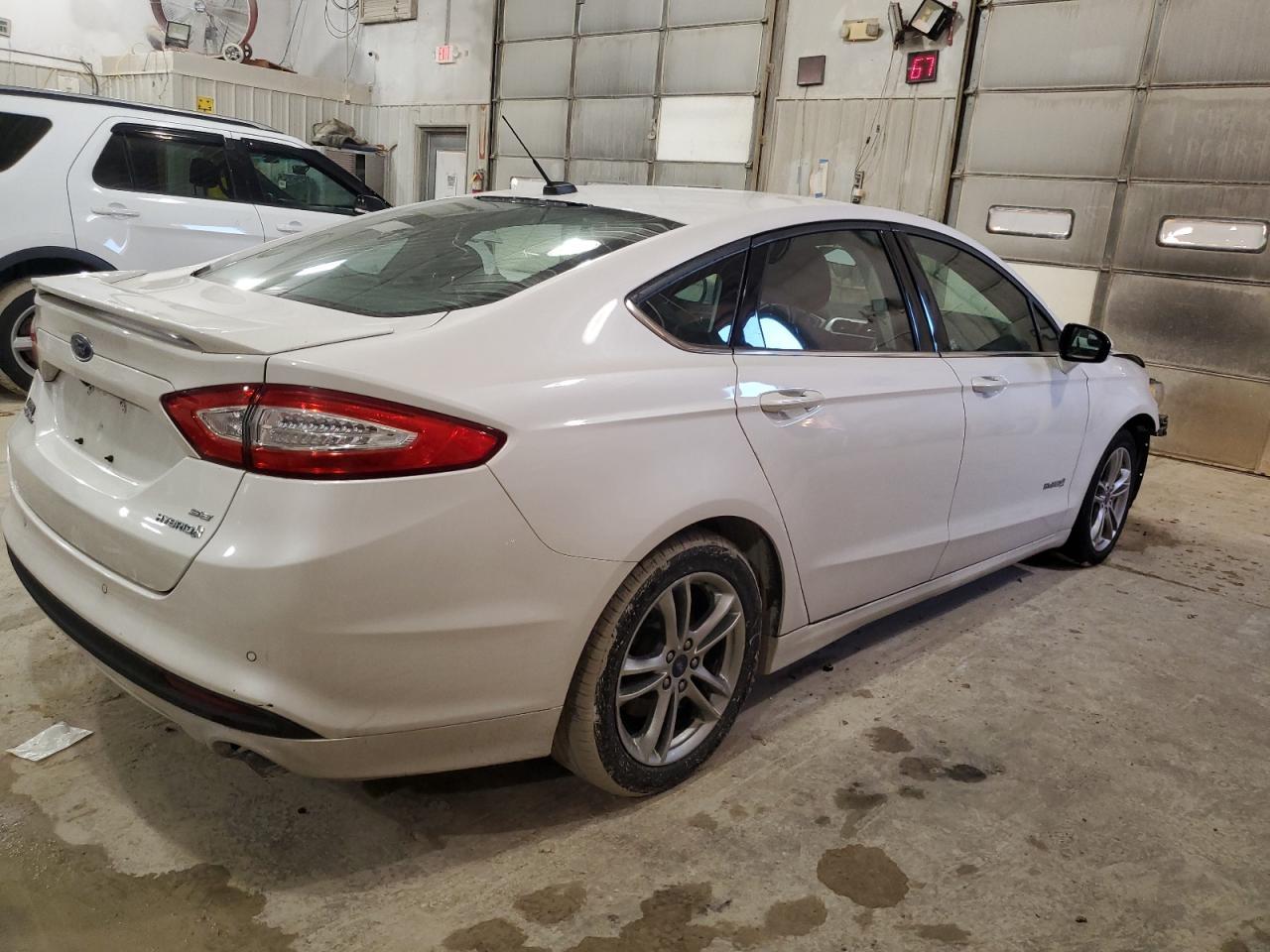 2016 Ford Fusion Se Hybrid - Фото 3