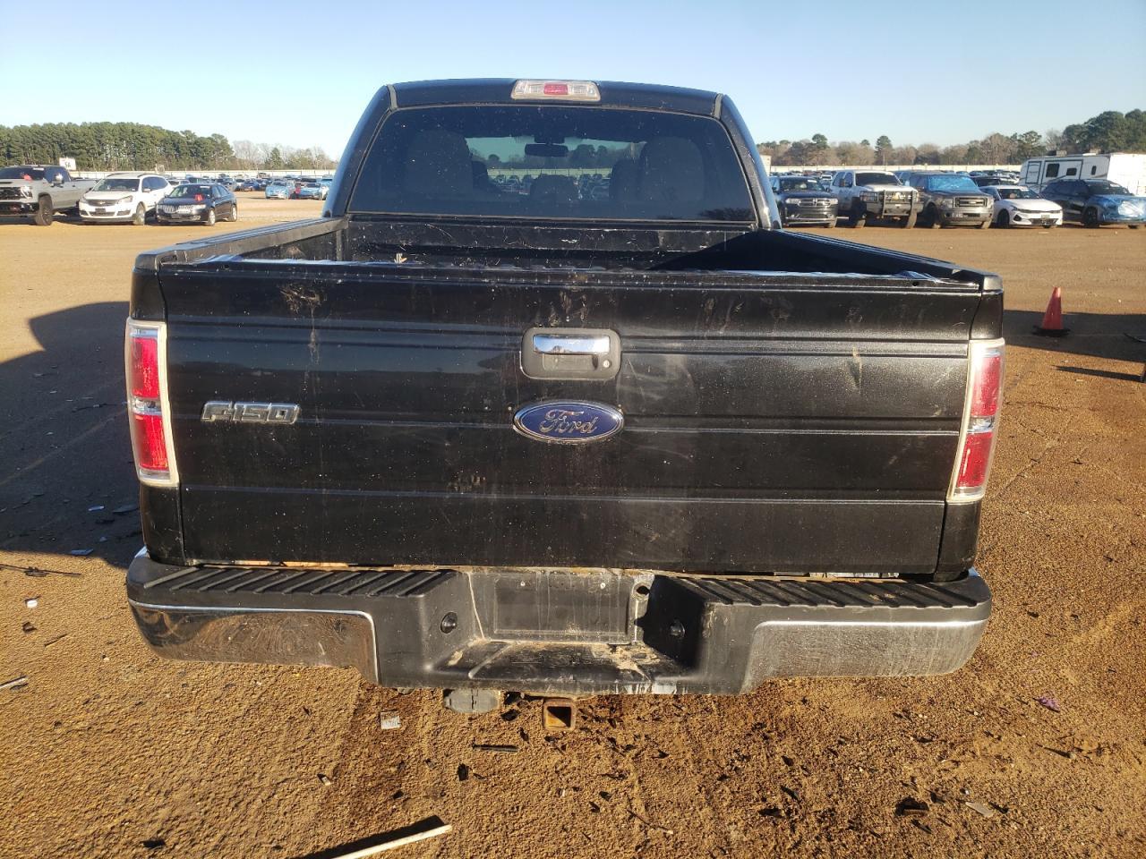 2013 Ford F150 - Фото 6