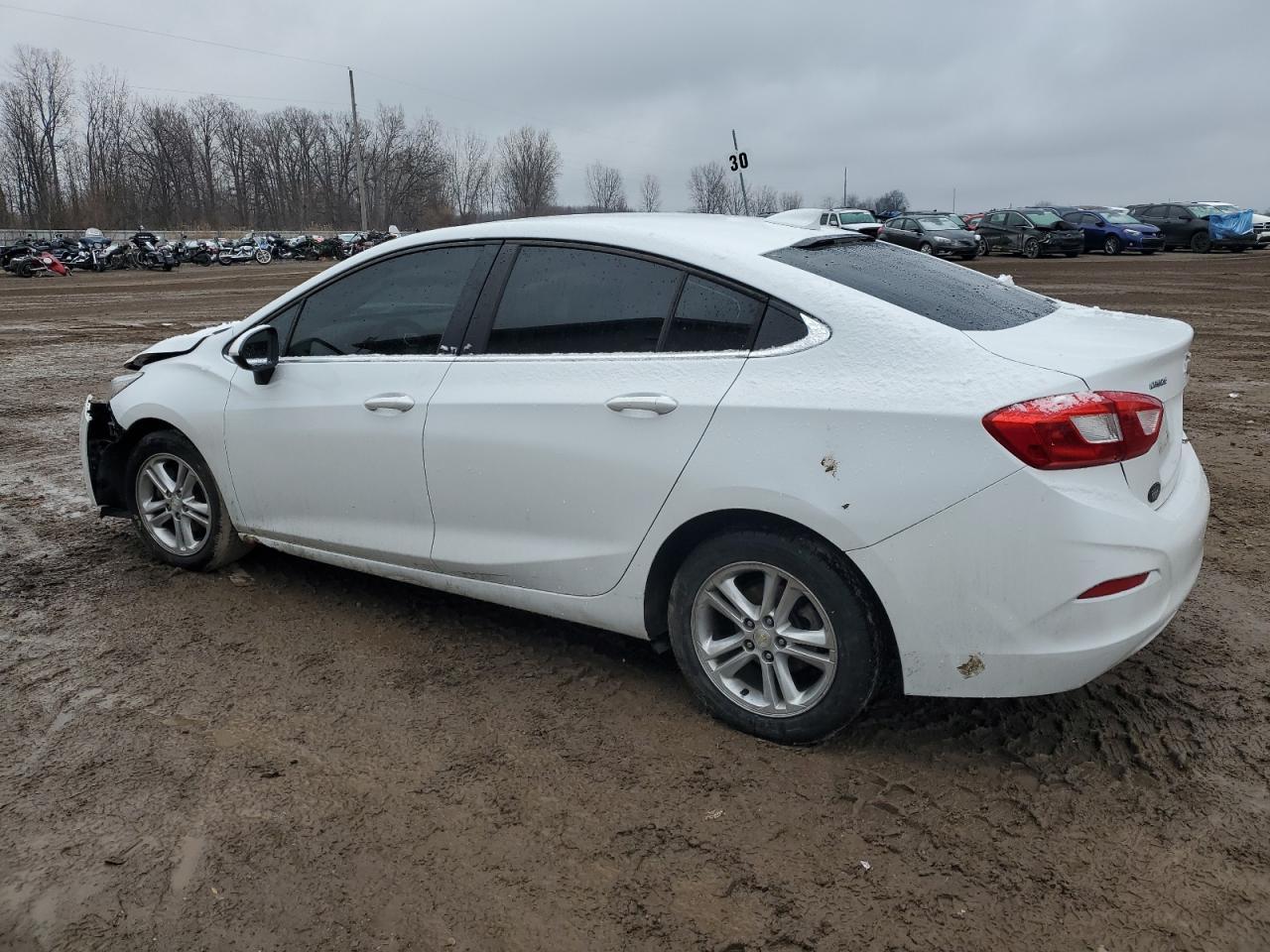 2016 Chevrolet Cruze Lt - Image 2