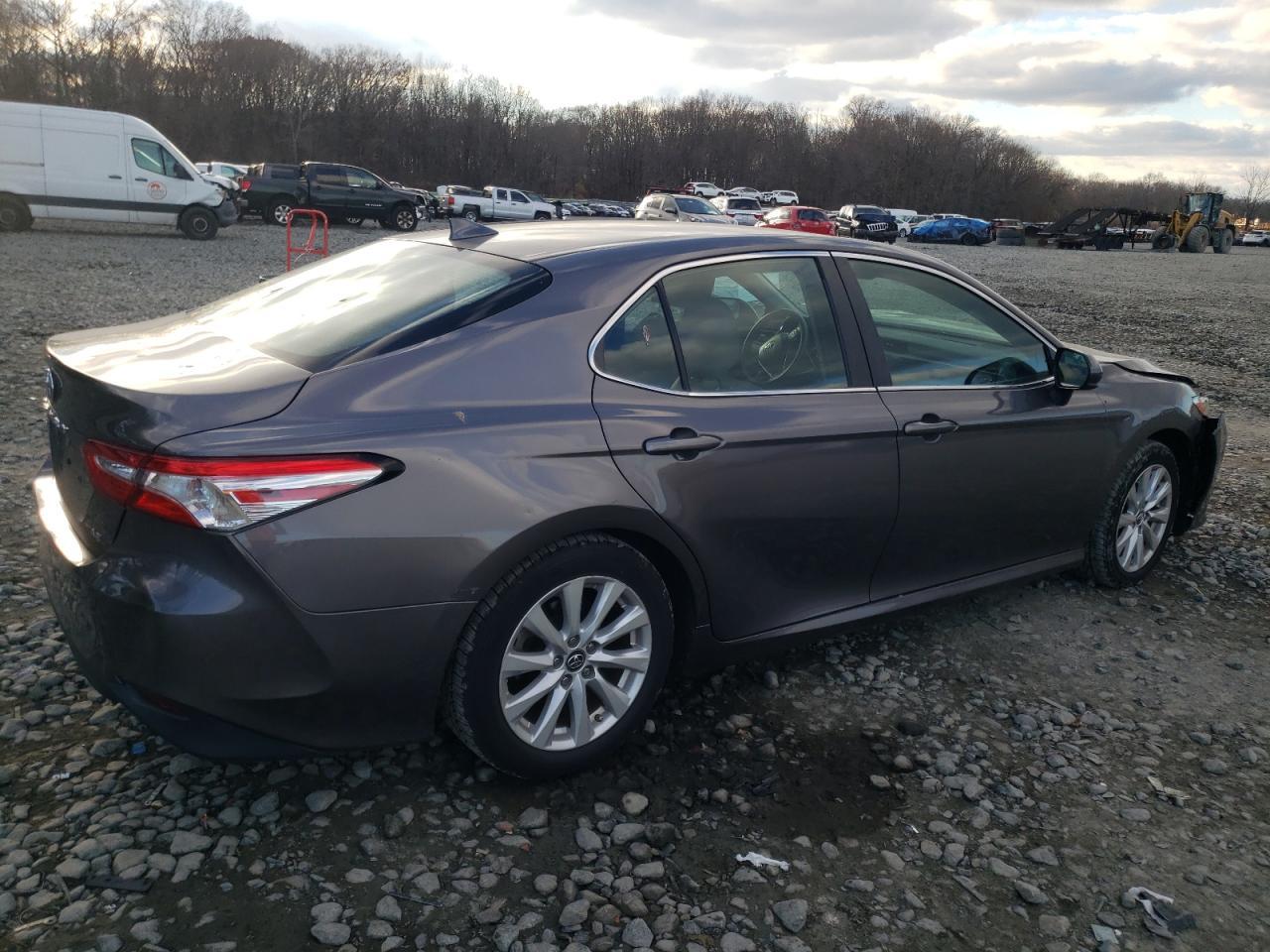 2019 Toyota Camry L - Image 3