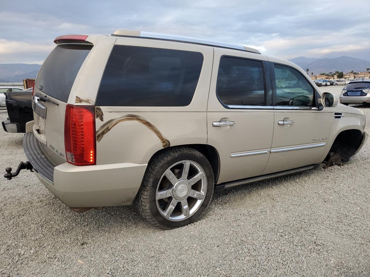 2008 Cadillac Escalade Luxury - Фото 3