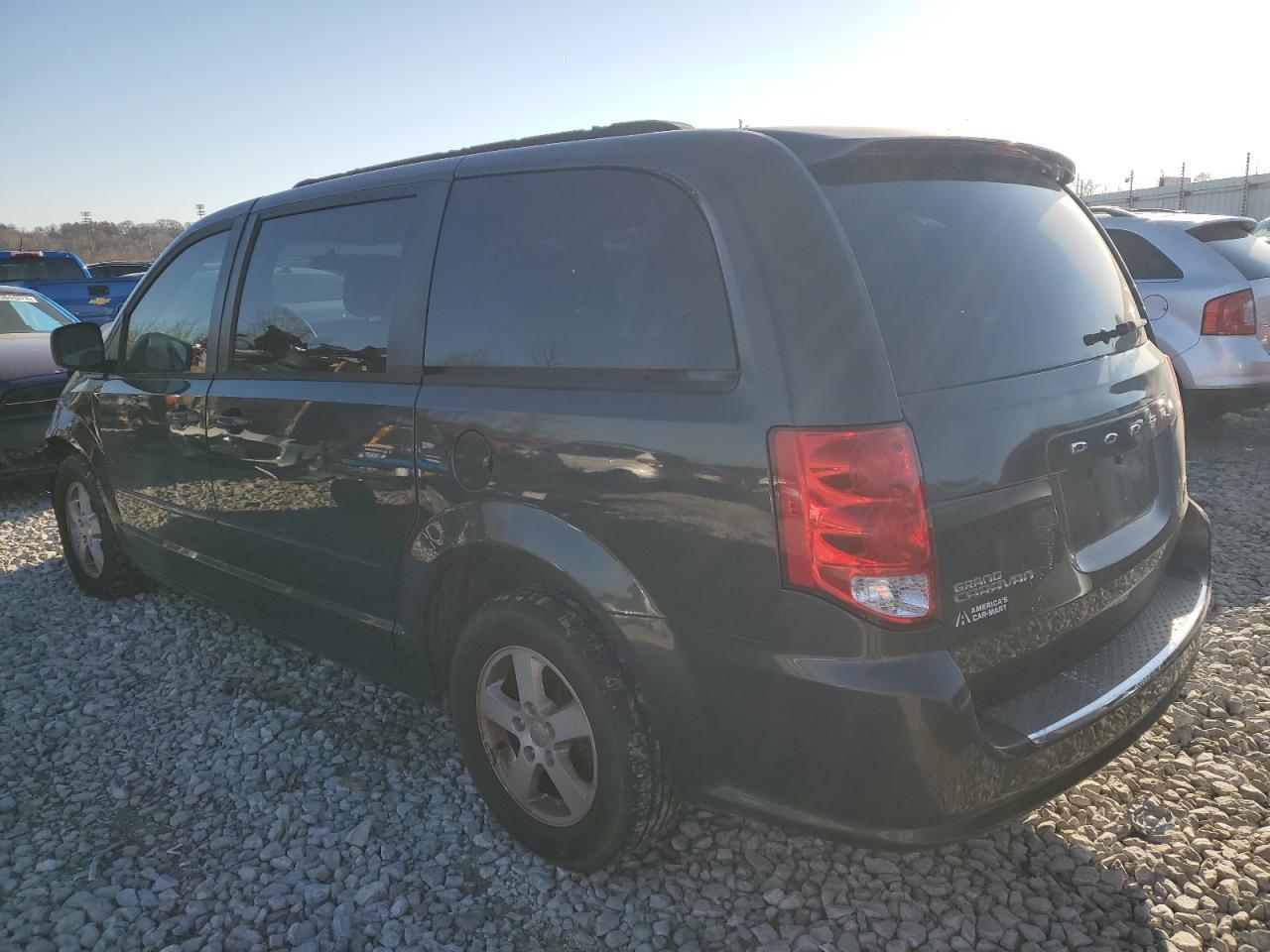 2012 Dodge Grand Caravan Sxt - Фото 2