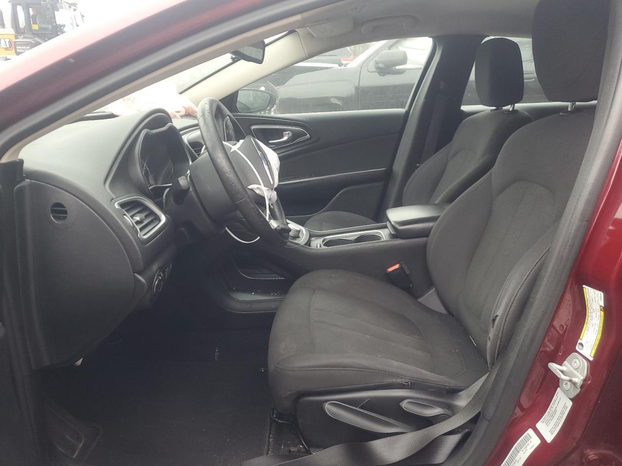 2015 Chrysler 200 Limited - Фото 7