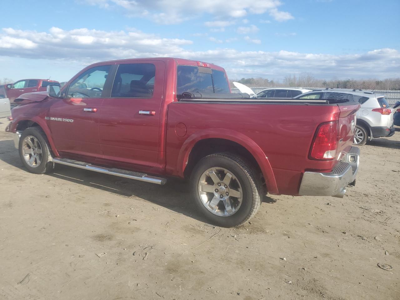 2012 Dodge Ram 1500 Laramie - Фото 2