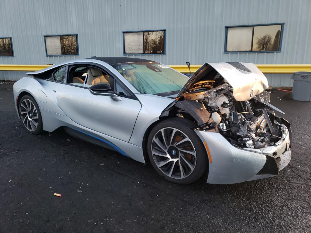 2014 BMW I8 - Фото 4