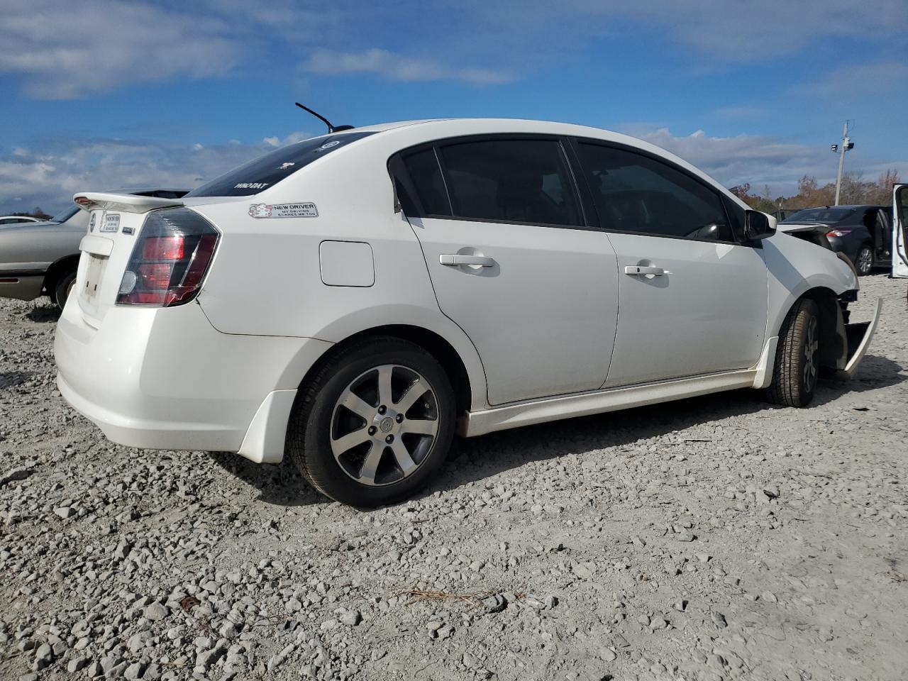 2012 Nissan Sentra 2.0 - Image 3
