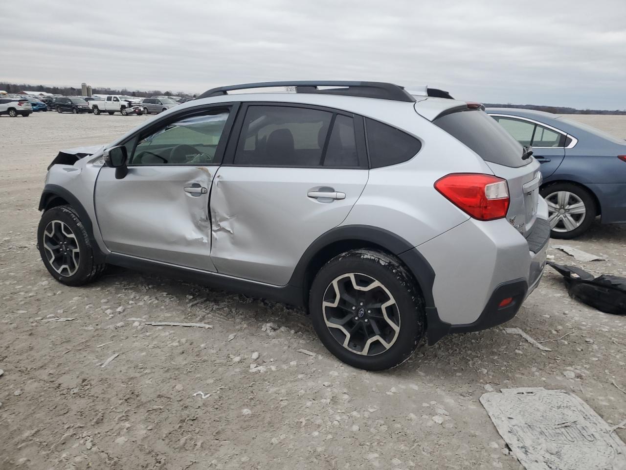 2016 Subaru Crosstrek Limited - Фото 2