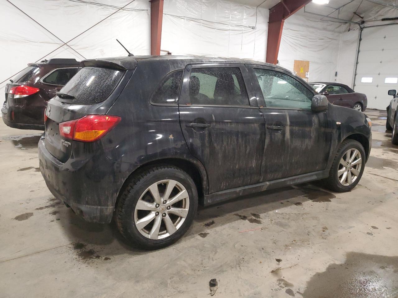 2015 Mitsubishi Outlander Sport Es - Image 3