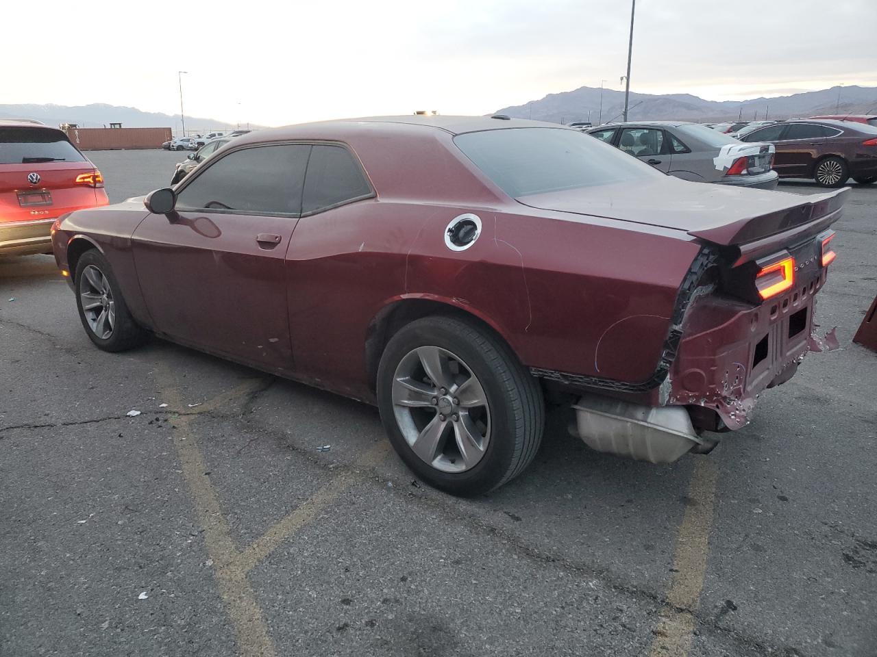 2020 Dodge Challenger Sxt - Фото 2