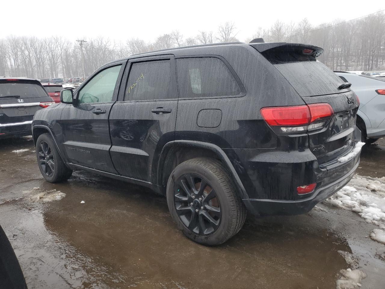 2018 Jeep Grand Cherokee Laredo - Фото 2