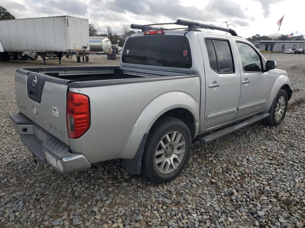 2012 Nissan Frontier S - Фото 3