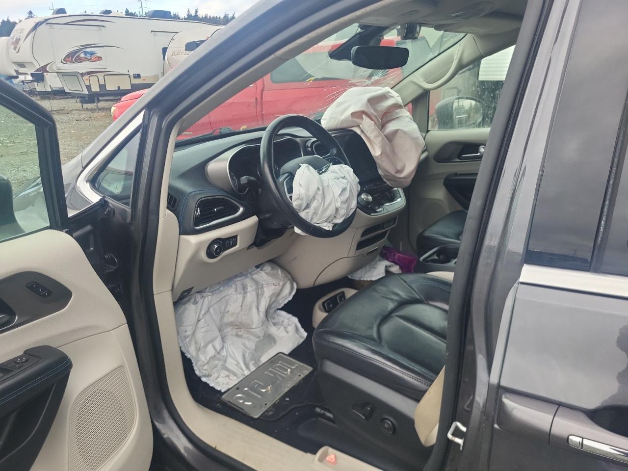 2021 Chrysler Pacifica H - Image 7