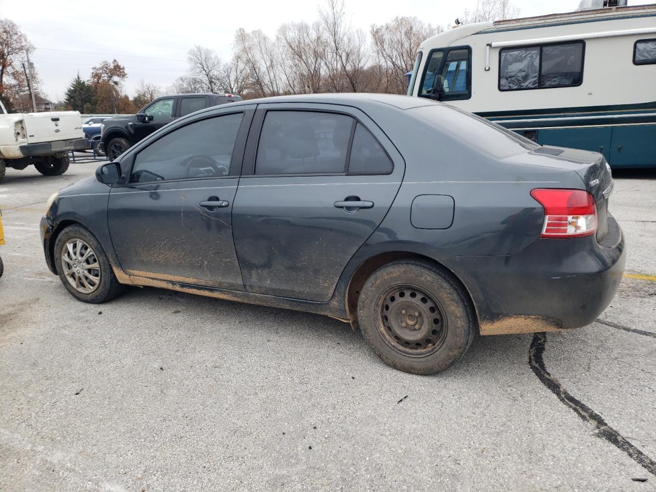 2007 Toyota Yaris - Image 2