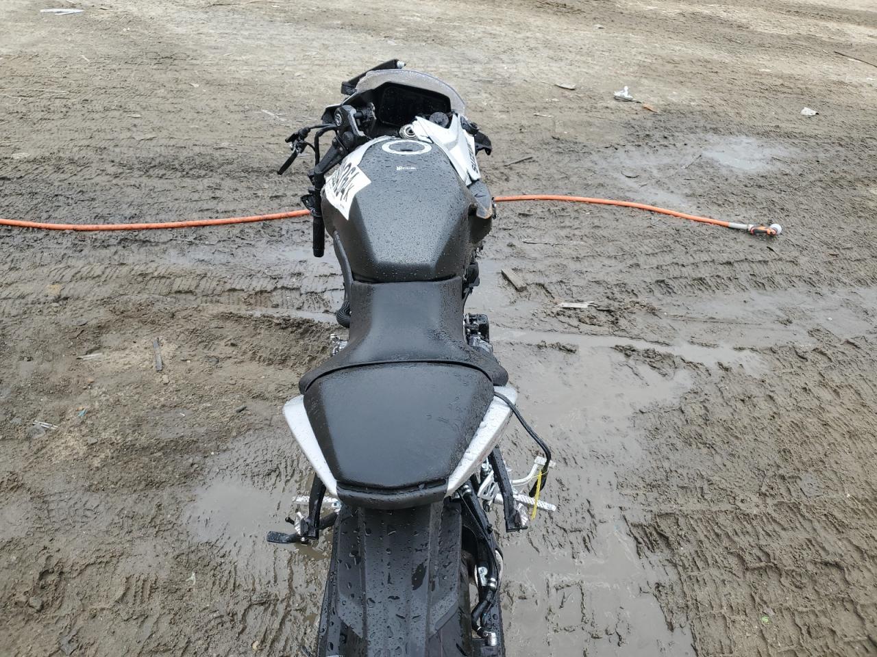 2024 Suzuki Gsx800 F - Фото 6