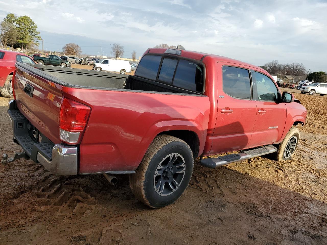 2016 Toyota Tacoma Double Cab - Фото 3