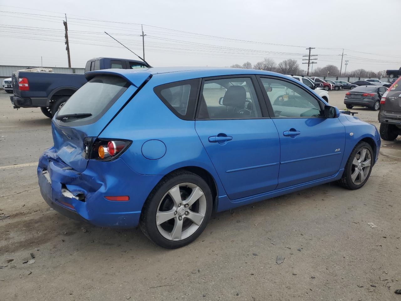 2006 Mazda 3 Hatchback - Image 3
