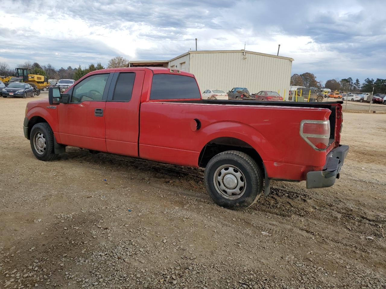 2010 Ford F150 Super Cab - Фото 2