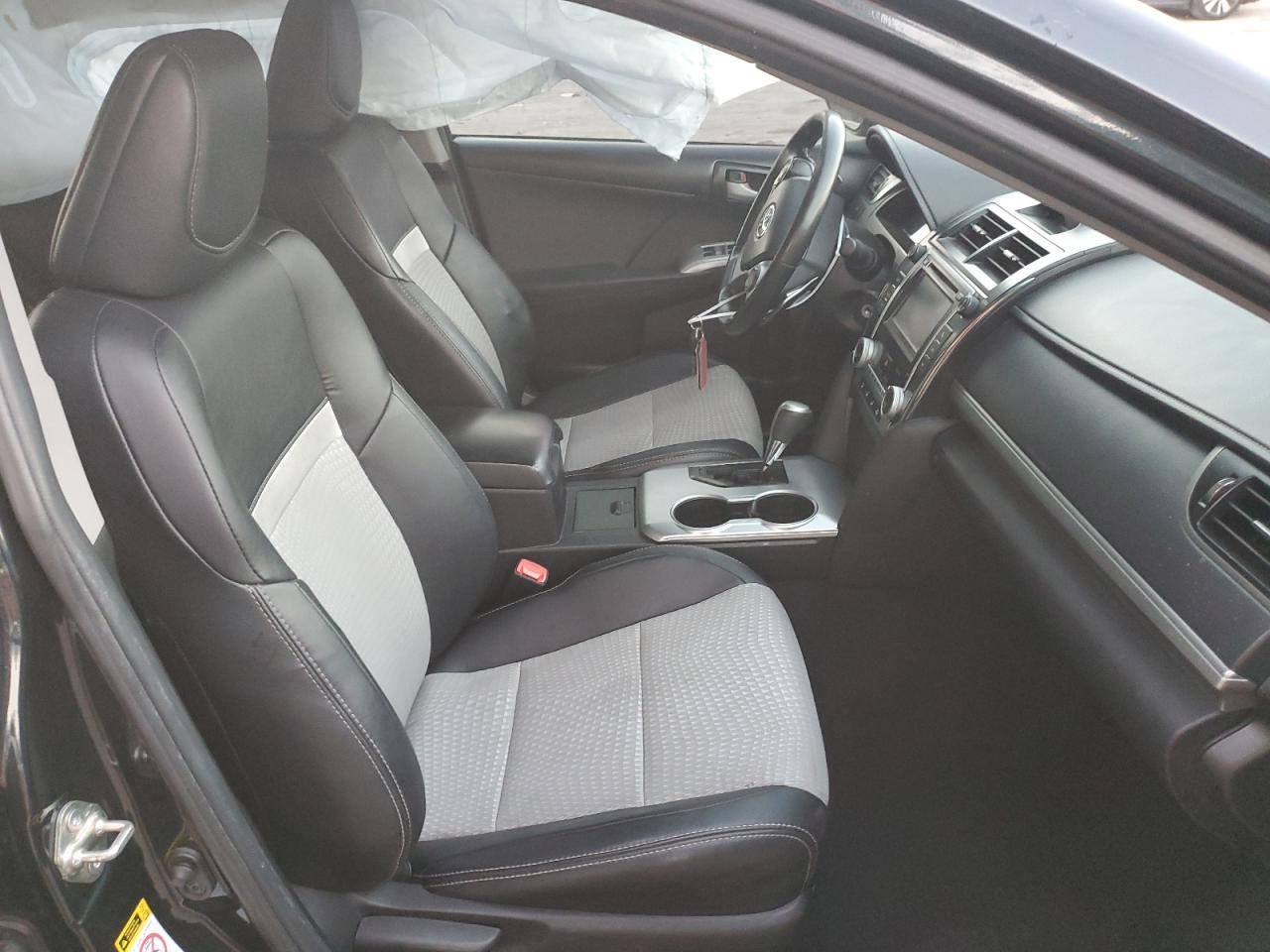 2014 Toyota Camry L - Фото 7
