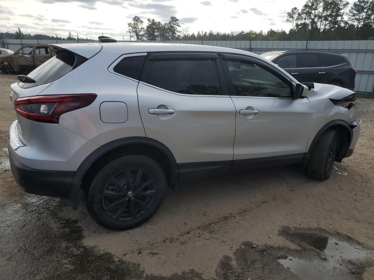 2020 Nissan Qashqai S - Image 3